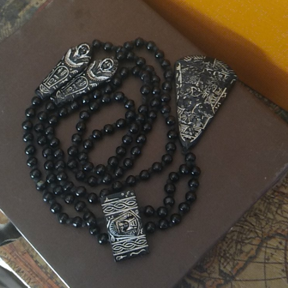 Vintage Napier Bros flapper necklace